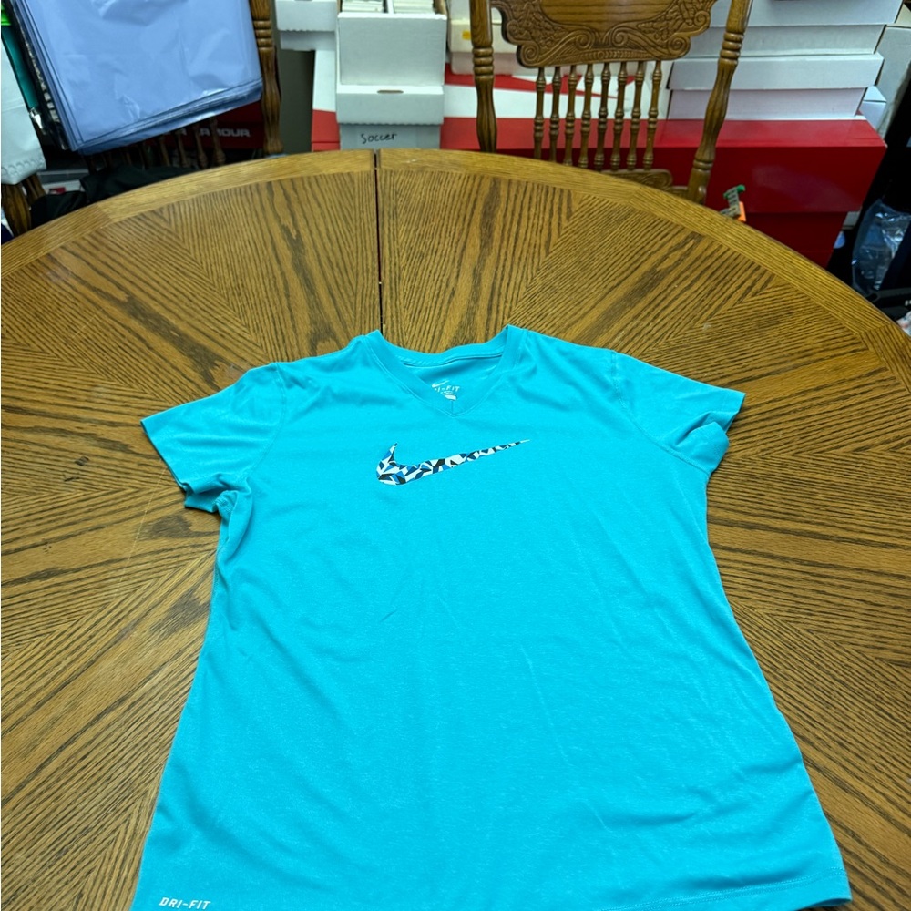 Nike Women's Teal Short Sleeve Tee